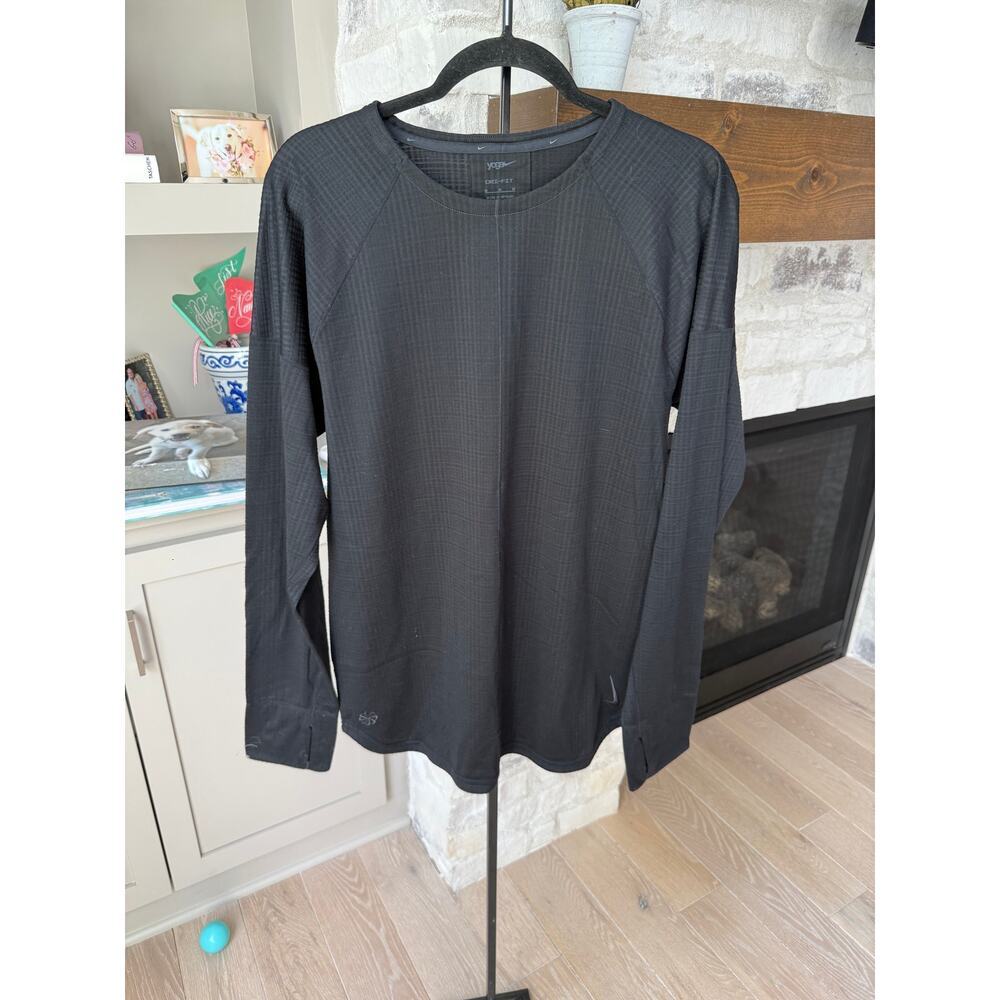 Nike Dri-fit Men's Black Long Sleeve Polyester Textured Top Size M